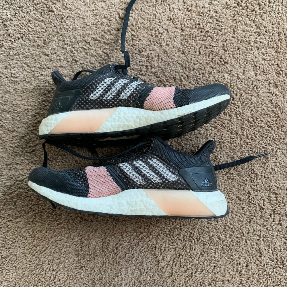 Adidas Ultra Boost ST